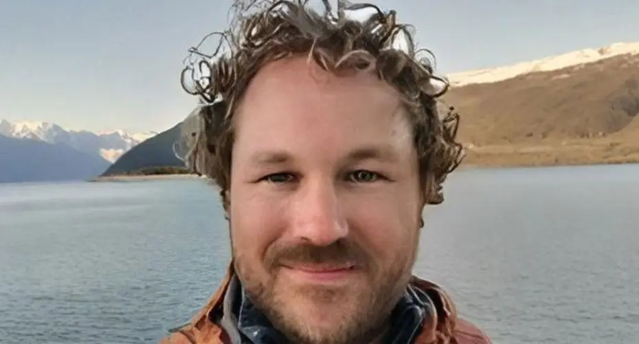 Jolyon Troscianko